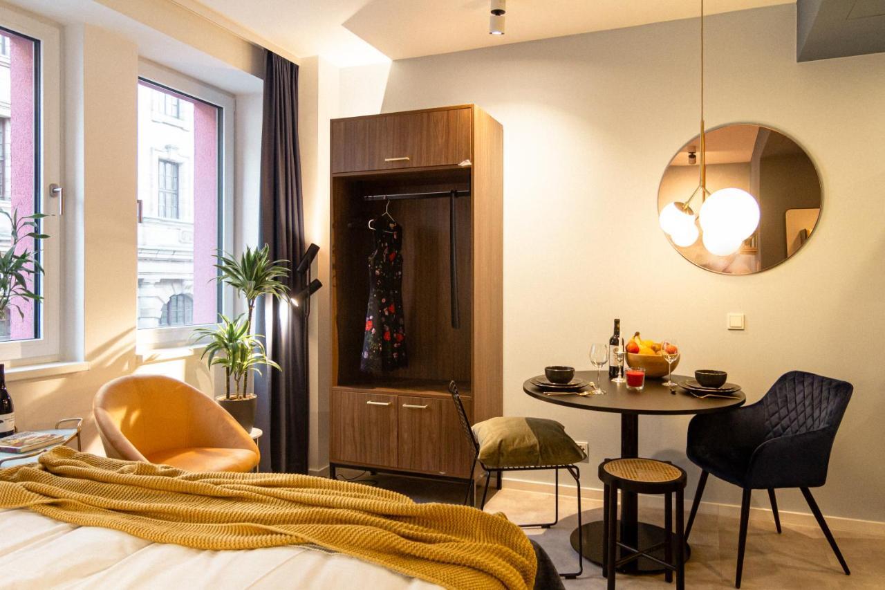 Astoria Apartment *